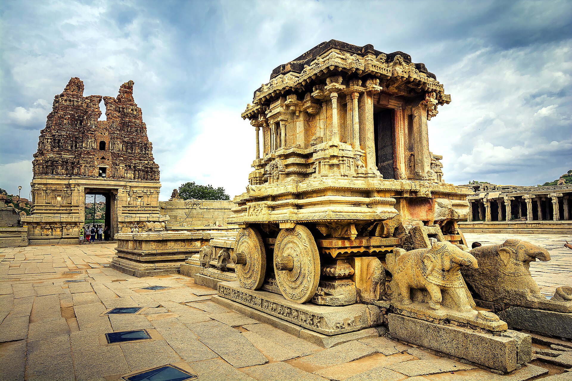 The Stone Chariot of the Vittala temple, Hampi.