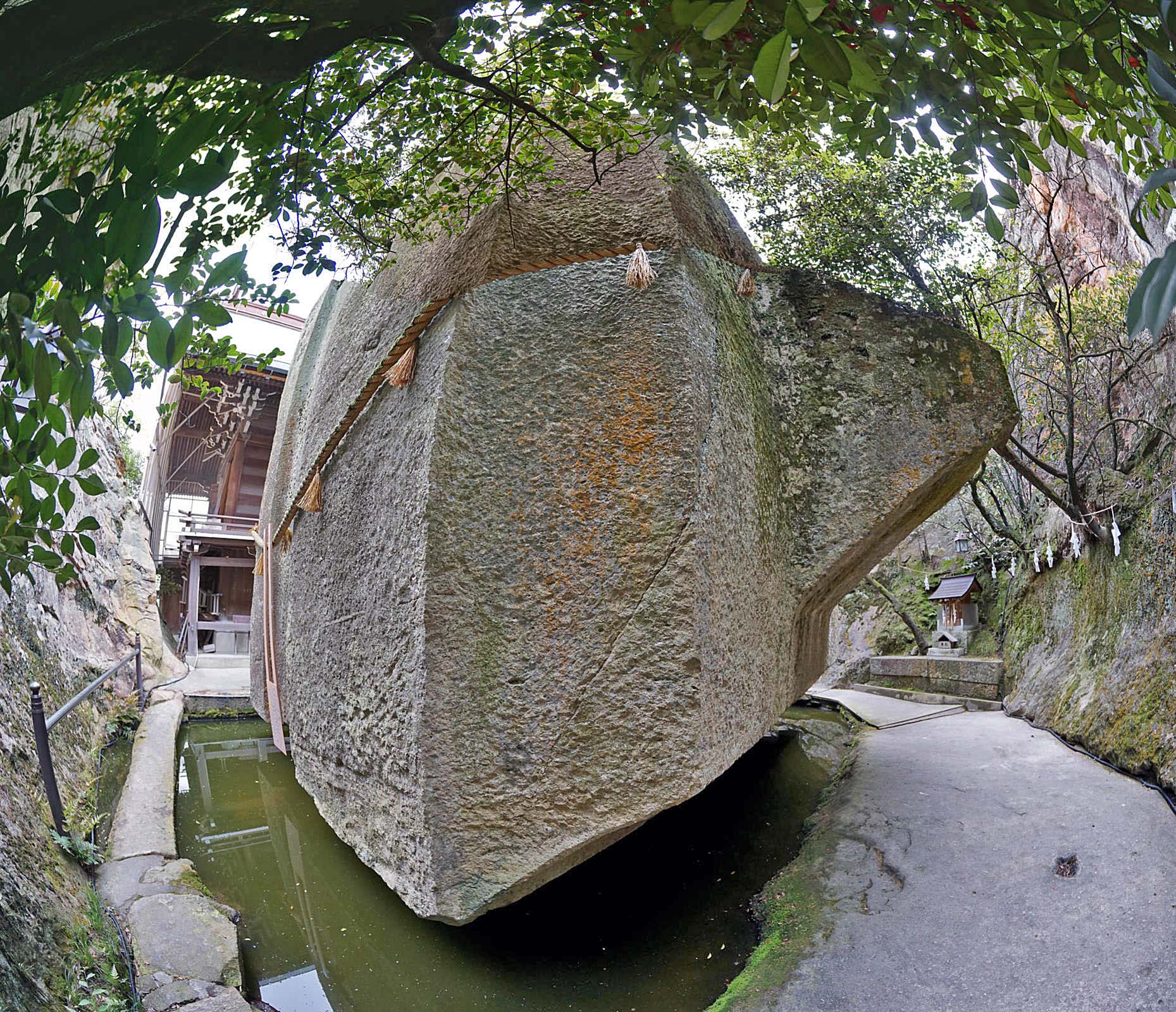 The Ishi-no-Hōden 'floating rock', Takasago — hand-cut from the bedrock, its makers unknown.